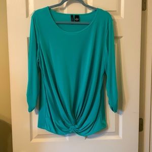 New direction 3/4 length sleeve top